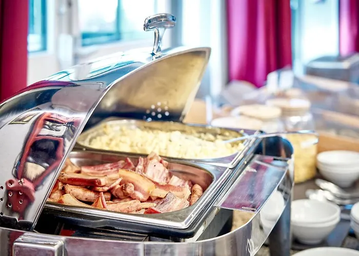 Отель Ibis Styles Donibane 3*