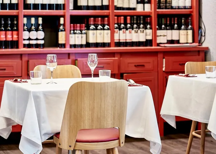 Отель Ibis Styles Donibane 3*