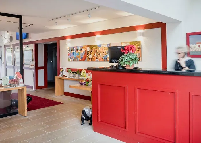 Ibis Styles Donibane Отель 3*