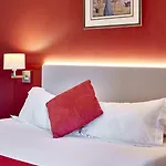 Ibis Styles Donibane 酒店 3*