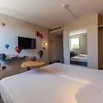 Ibis Styles Donibane 酒店 圣让－德吕兹