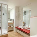 Ibis Styles Donibane 酒店 3*