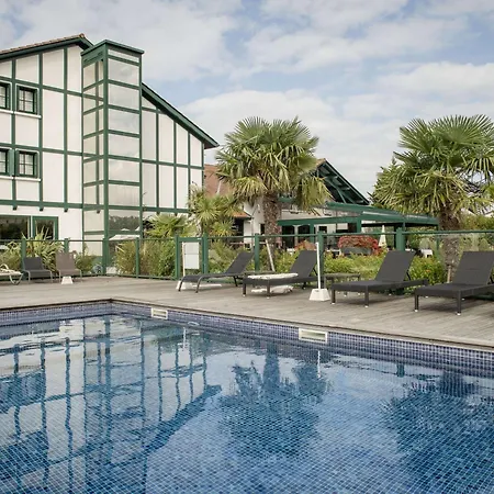 Otel Donibane
