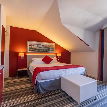Donibane Otel