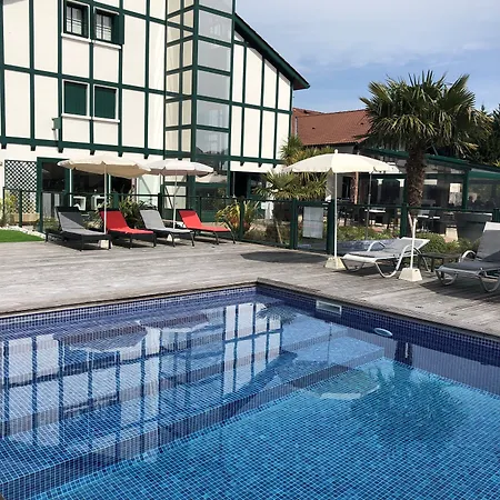 Ibis Styles Donibane 酒店