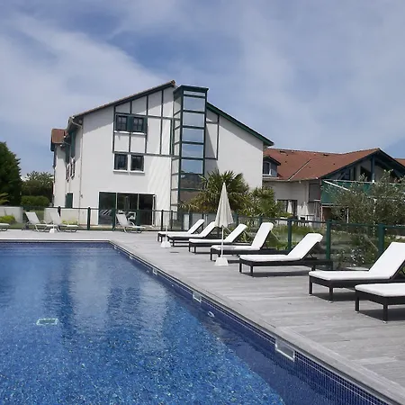 Ibis Styles Donibane 酒店