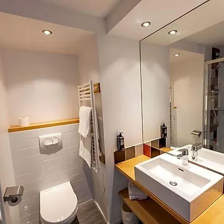 Hotel Ibis Styles Donibane 3*