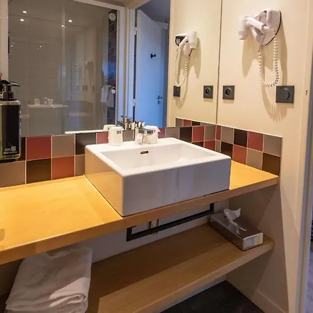Ibis Styles Donibane 酒店