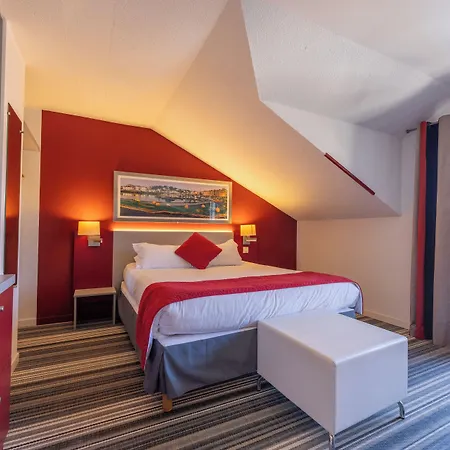 Hotel Ibis Styles Donibane 3*