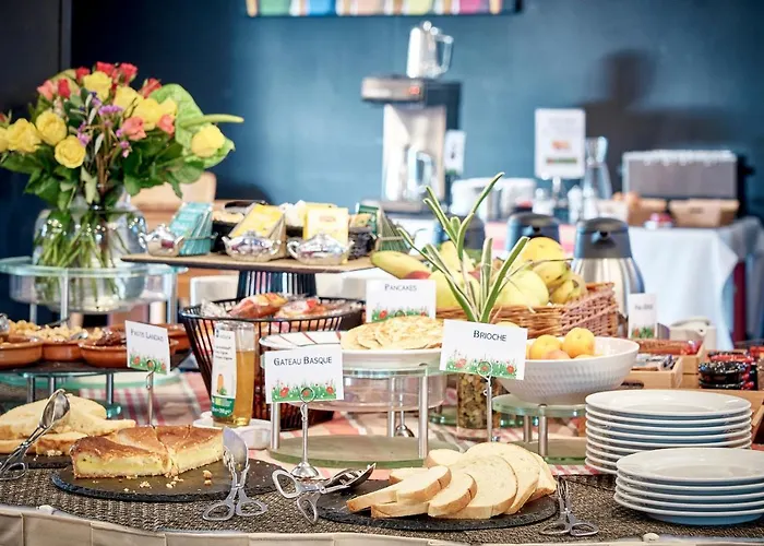 Ibis Styles Donibane Hotel