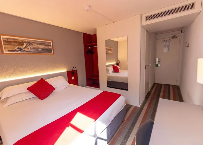 Ibis Styles Donibane Hotell